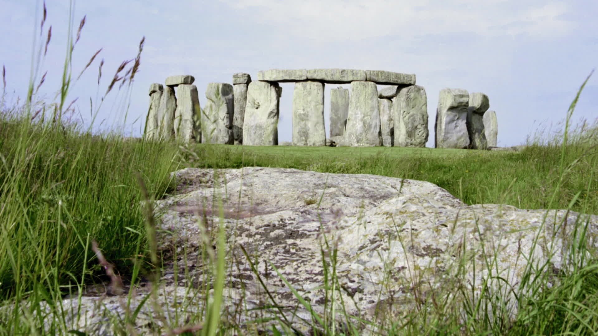 16. Unlocking the Secrets of Stonehenge